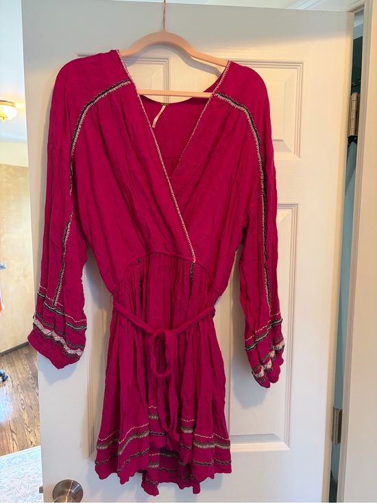 Free People Dresses & Skirts - Free People Magenta Long Sleeve Wrap Dress
